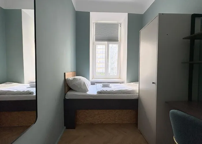 Malfatti Oasis Space