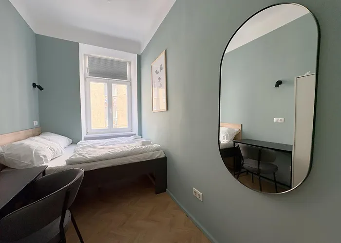 Malfatti Oasis Space *